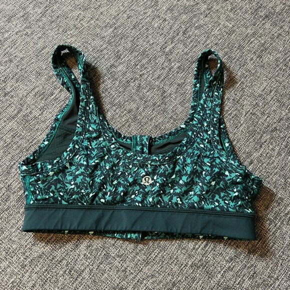 LULULEMON Drop It Like It's Hot green sports bra small EUC - Picture 5 of 7